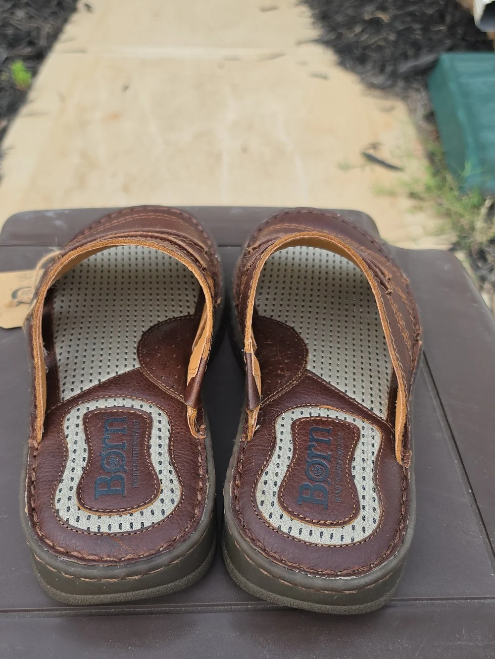 Born Men's Weiser Sandals Cymbal Size 9 Leather NWT